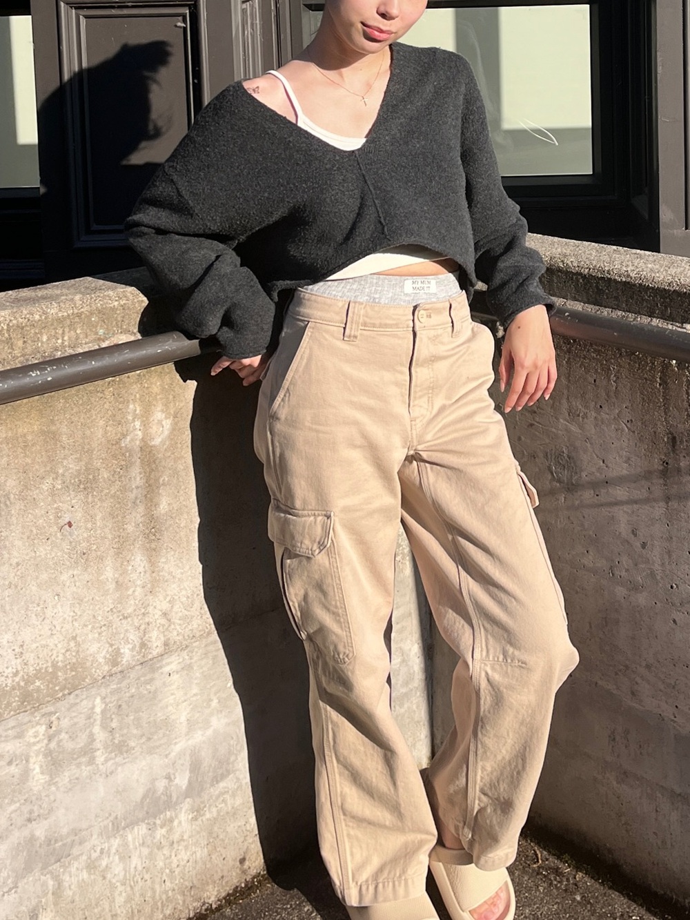 TNA aritzia corbett cargo pants